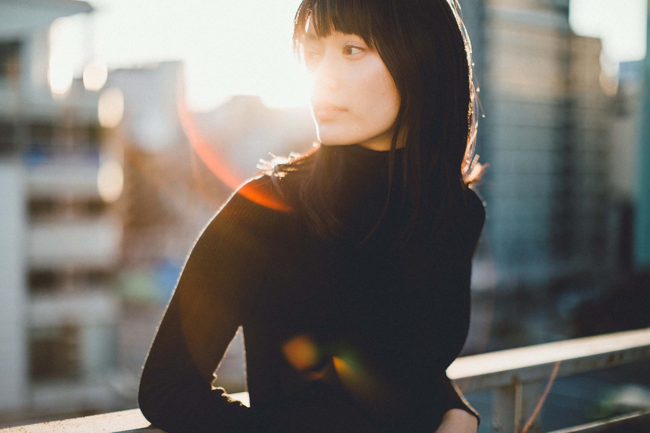 portrait-of-an-asian-girl-in-fall-CCZCLQP.jpg